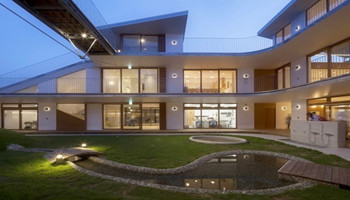 自然健康与安全共存--幼儿园装修设计鉴赏